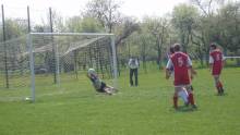 Trestn kop Jirky Dominika, Lhota vede 2:0.